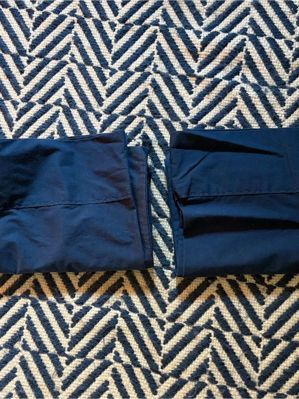 N/A set pillow